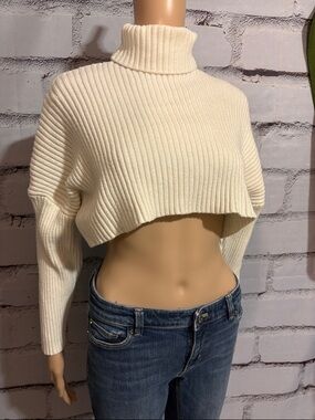 Bishop + Young Cream Super Crop Ribbed Turtleneck Size Small